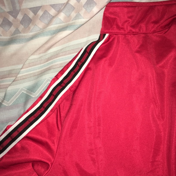 Red Jacket zip up size medium - Picture 3 of 5